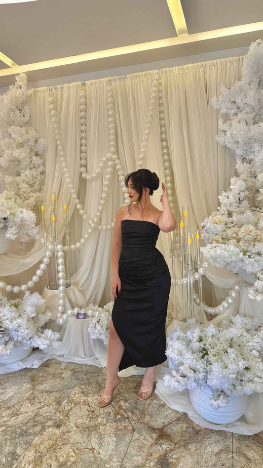Black elegant dress